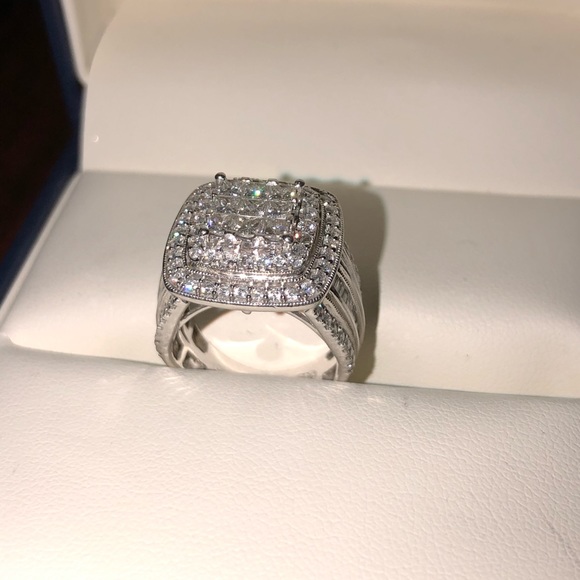 Sold - Picture 2 of 6